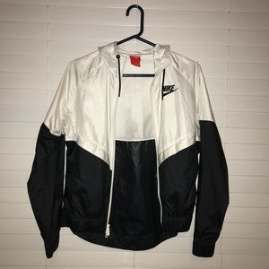Nike Windbreaker